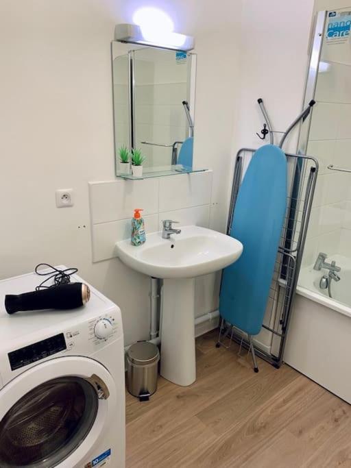 Appartement Pourquoi Notre T3 Avec Parking Est Pour Vous ? à Lille Extérieur photo